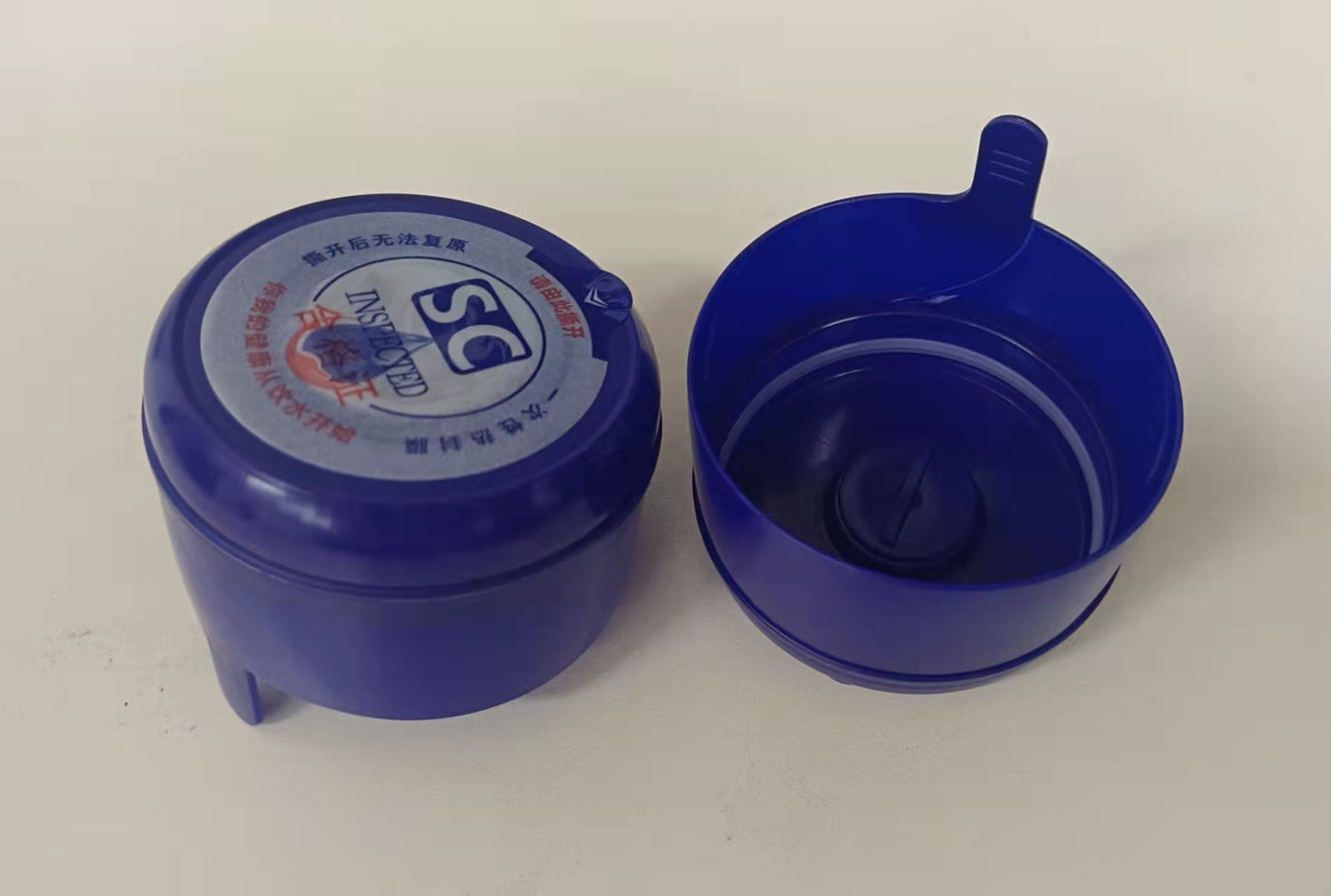 Dual-Color Disposable Cap with Tear-Off Edge | Gallon Seal Cap